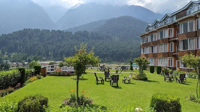 The Quiet Resort Pahalgām Exterior foto